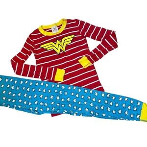 Hanna Andersson Wonder Woman Pajama Set, 140/US10